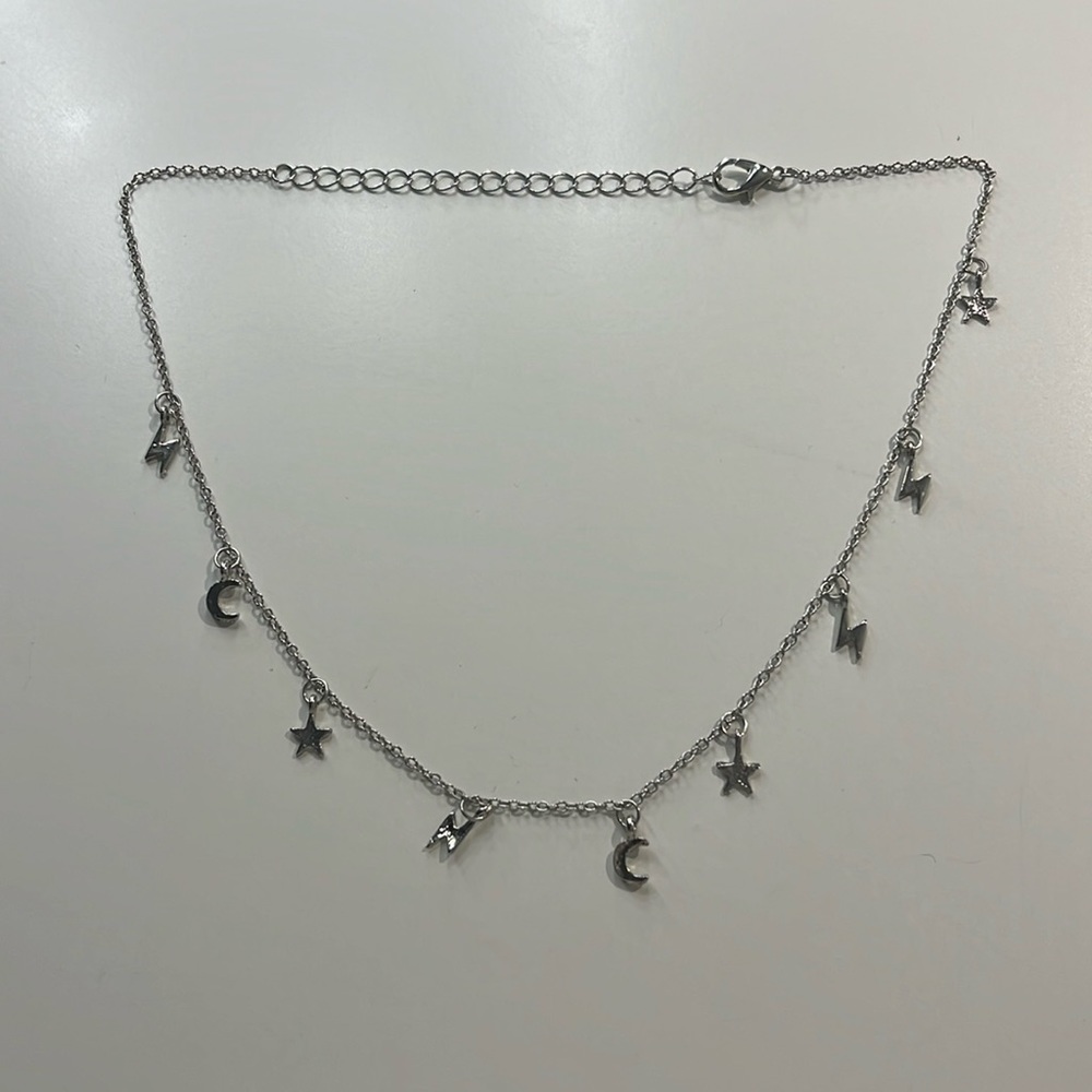 Charm choker